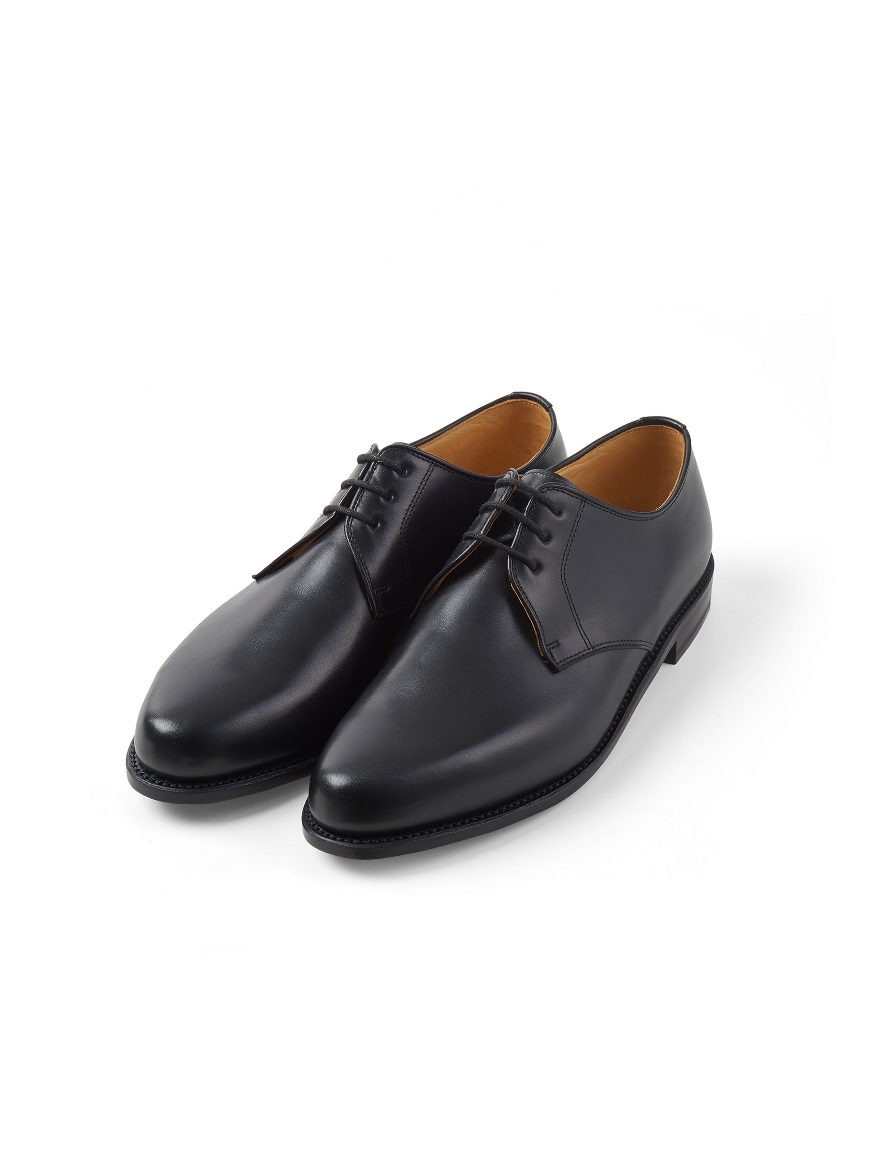 Black, welted Derby